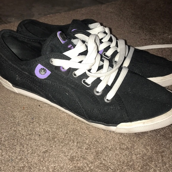 Puma sneakers - Picture 3 of 3